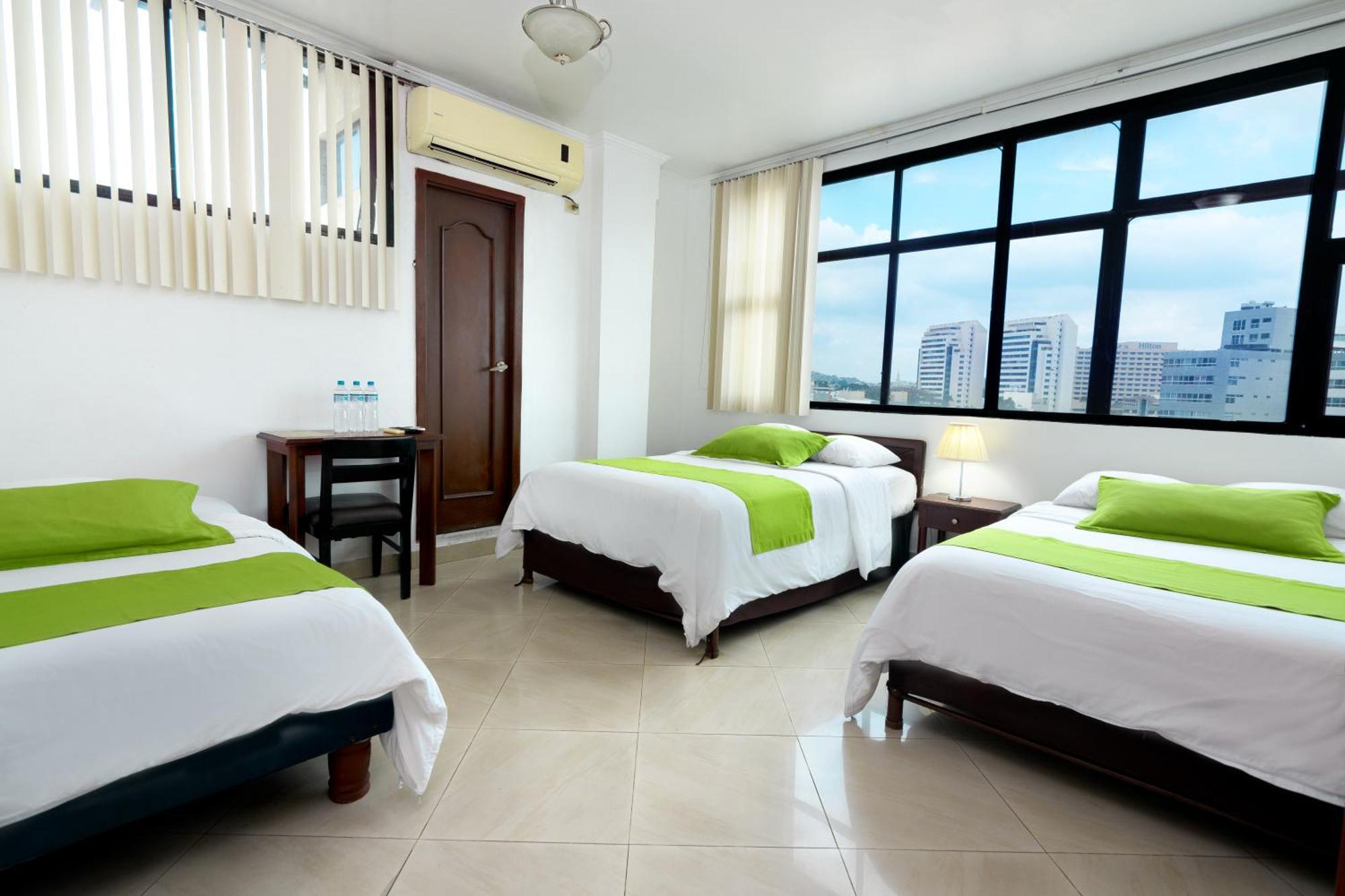 Hotel Castell - Cerca Del Aeropuerto Guayaquil Dış mekan fotoğraf